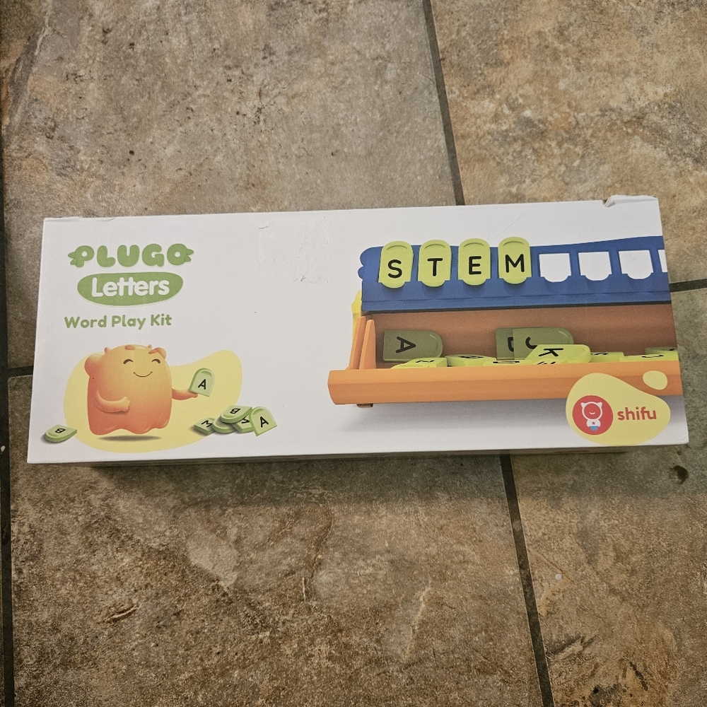 NIB!!! Plugo Letters Word Play Kit Shifu